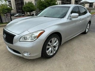 Infiniti 2011 M37