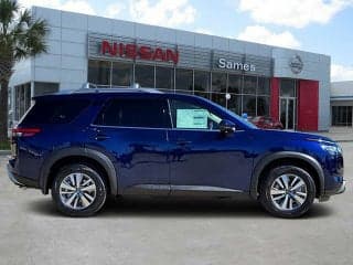 Nissan 2024 Pathfinder