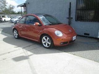 Volkswagen 2010 New Beetle