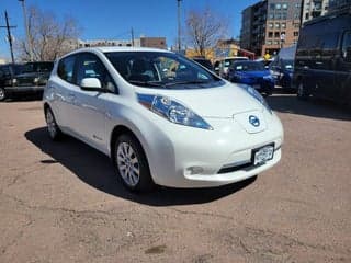 Nissan 2017 LEAF