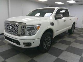 Nissan 2017 Titan