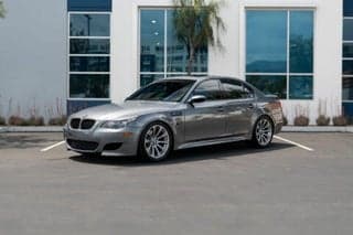 BMW 2008 M5