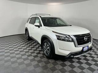 Nissan 2024 Pathfinder