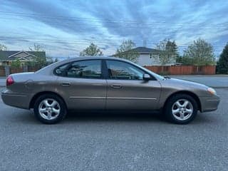 Ford 2002 Taurus