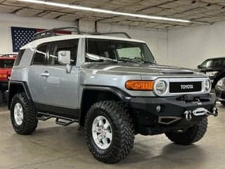 Toyota 2011 FJ Cruiser