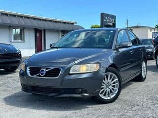 Volvo 2011 S40