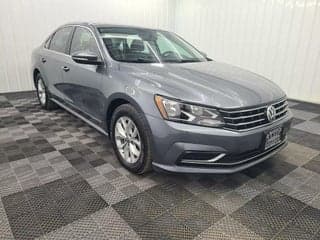 Volkswagen 2017 Passat