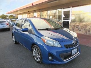 Toyota 2012 Yaris