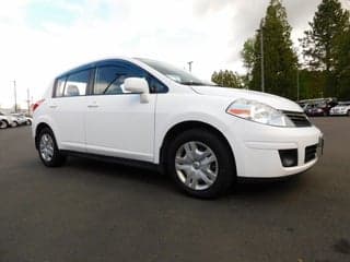 Nissan 2011 Versa