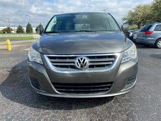 Volkswagen 2010 Routan