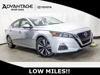 Nissan 2021 Altima