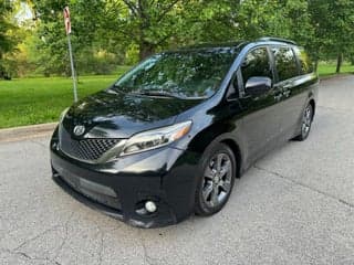 Toyota 2016 Sienna