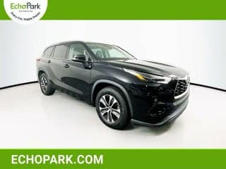 Toyota 2022 Highlander