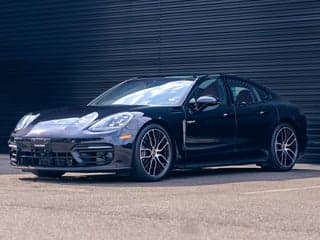 Porsche 2023 Panamera