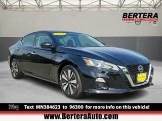 Nissan 2021 Altima