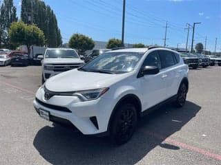 Toyota 2017 RAV4