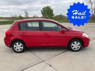 Nissan 2011 Versa