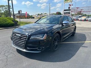 Audi 2014 S8