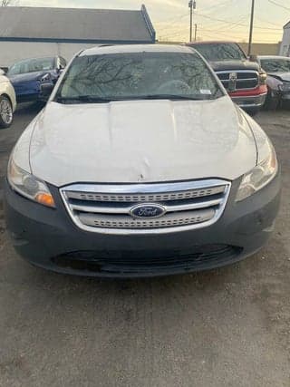 Ford 2011 Taurus