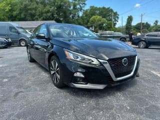 Nissan 2021 Altima