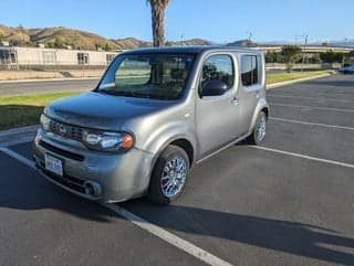 Nissan 2010 cube