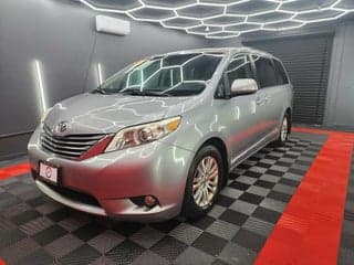 Toyota 2012 Sienna