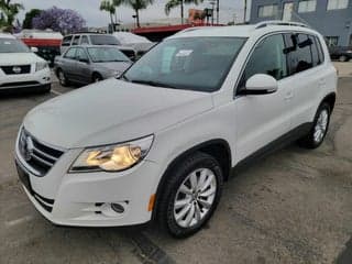 Volkswagen 2011 Tiguan