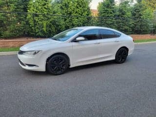 Chrysler 2015 200