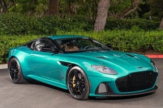 Aston Martin 2023 DBS