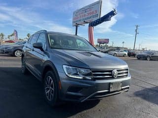 Volkswagen 2020 Tiguan