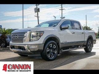 Nissan 2021 Titan