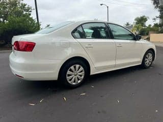 Volkswagen 2011 Jetta