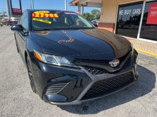 Toyota 2019 Camry Hybrid