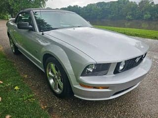 Ford 2006 Mustang