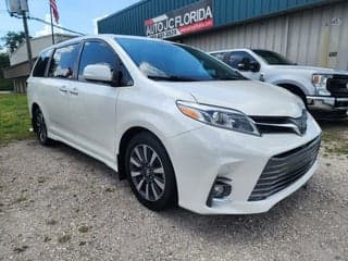 Toyota 2019 Sienna