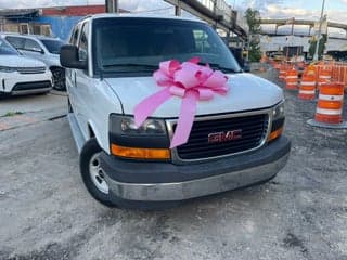 GMC 2017 Savana