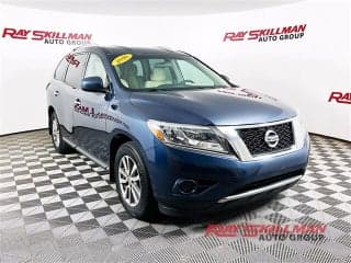 Nissan 2016 Pathfinder