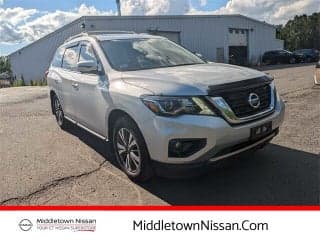 Nissan 2017 Pathfinder