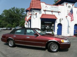 Lincoln 2000 Town Car