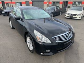 Infiniti 2012 G37