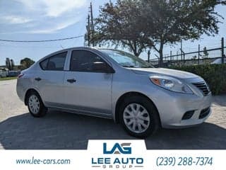 Nissan 2012 Versa