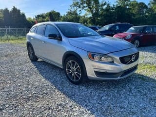 Volvo 2015 V60 Cross Country