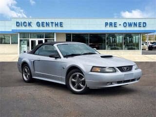 Ford 2004 Mustang