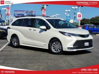 Toyota 2021 Sienna