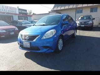 Nissan 2012 Versa