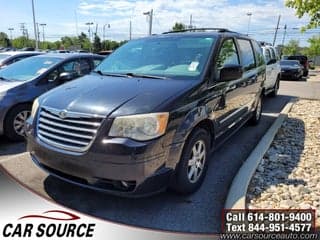 Chrysler 2010 Town and Country