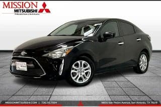 Toyota 2017 Yaris iA