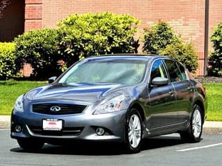 Infiniti 2013 G37