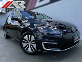 Volkswagen 2015 e-Golf