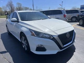 Nissan 2020 Altima